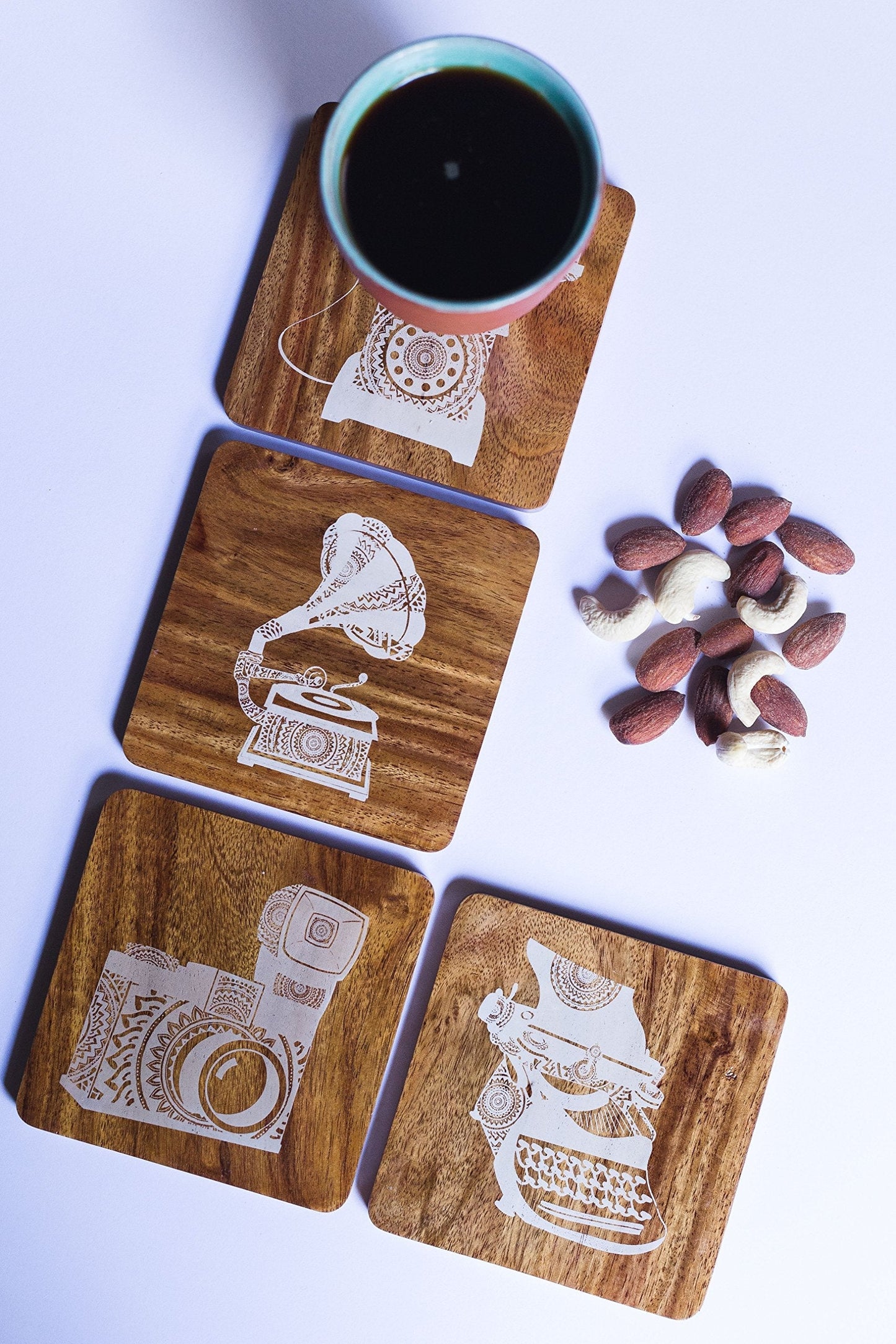 IVEI Mandala Print Wooden Coasters - Teak Wood Table Coaster - Reversible Retro Design Set for Home Kitchen, Office Desk - Decorative Holder for Tea, Coffee Cups - Table Top Coasters - Set of 4