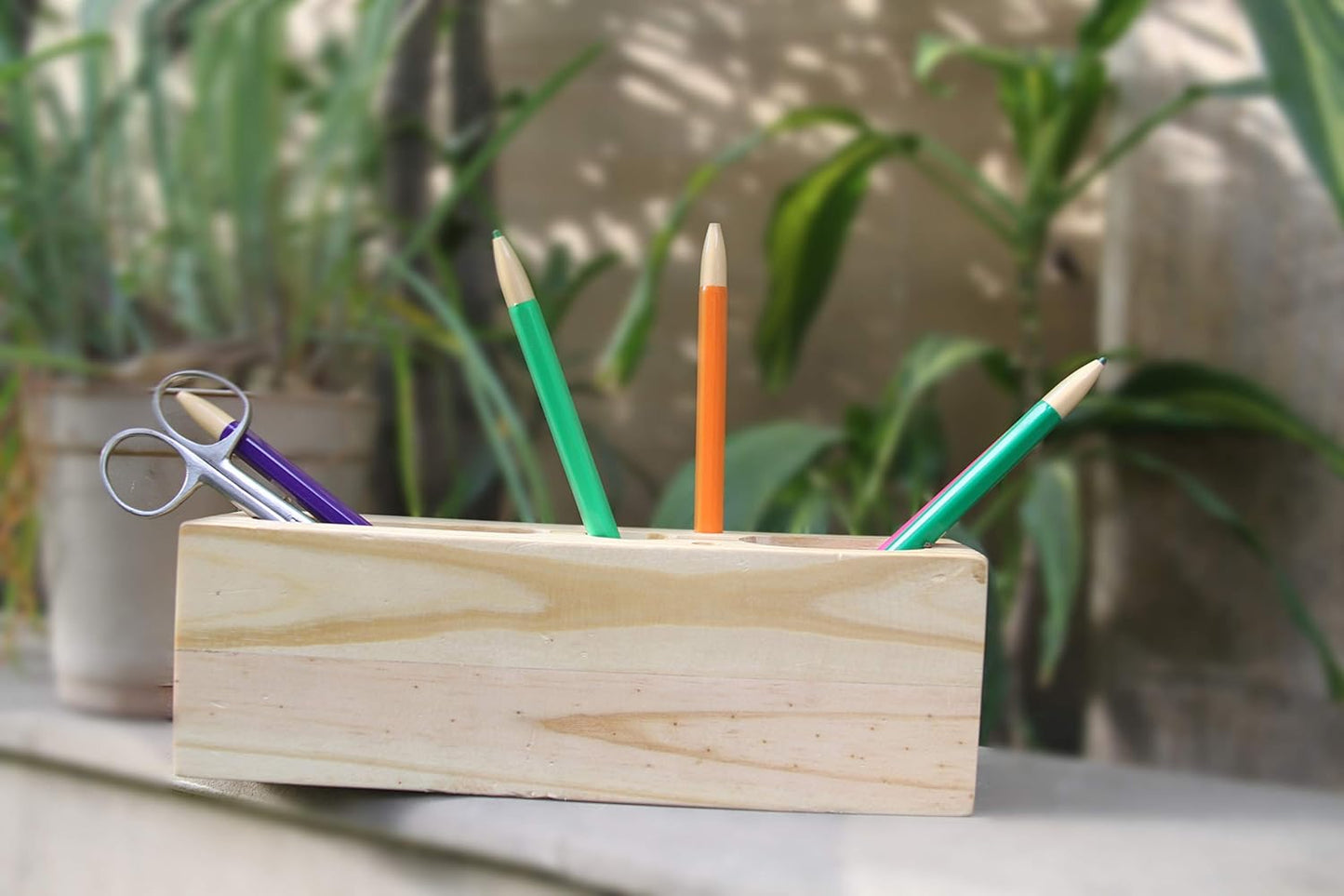 IVEI Sleek Pine Wood Rectangular Pen Stand � Pen/Pencil Holder - Minimalistic Office Desk Organizer - Wooden Stationery Holder for Office and Study Table - Smart and Unique Budget Gifts