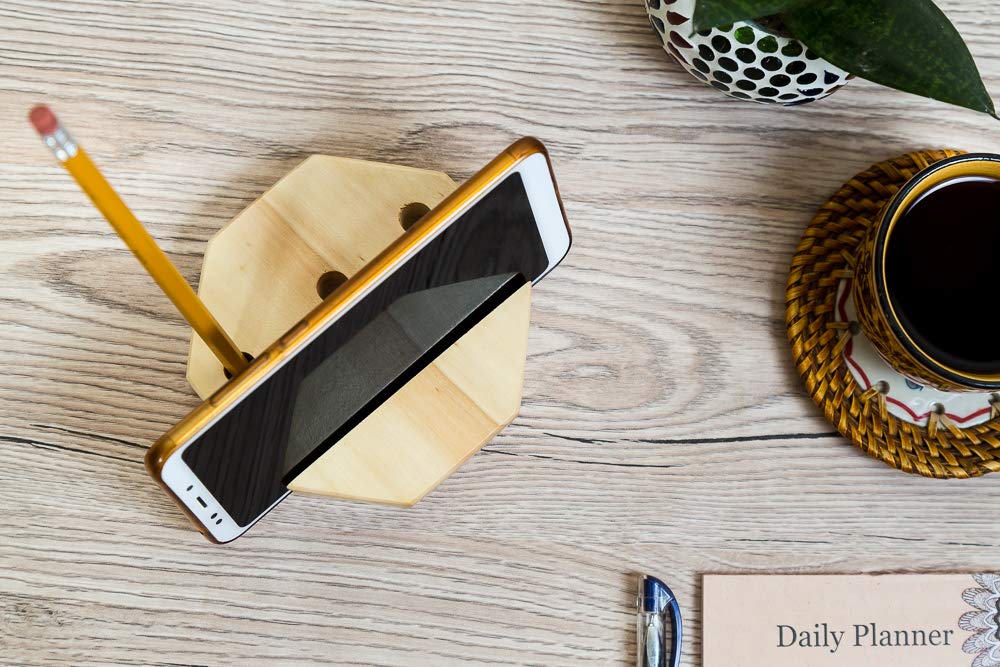 IVEI Wooden Hexagon Shaped Pen Stand Cum Phone/Tablet Holder for Desk and Table – Desk Organizer – Cell Phone Stand – Office Decor - Stationery Holder for Office & Home - Budget Friendly Unique Gift