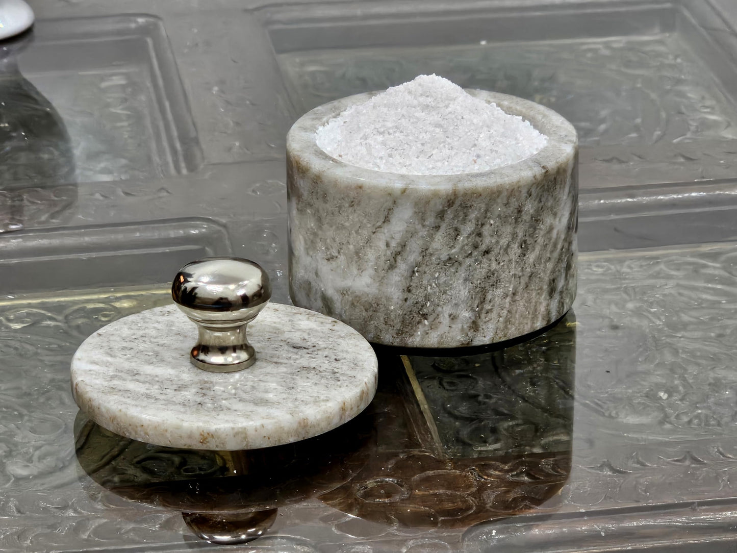 KLEO Marble Salt and Spice Holder with Lid | Small Container | Stone Salt Box/Canister for Kitchen and Dining | Saunf Holder (Beige)