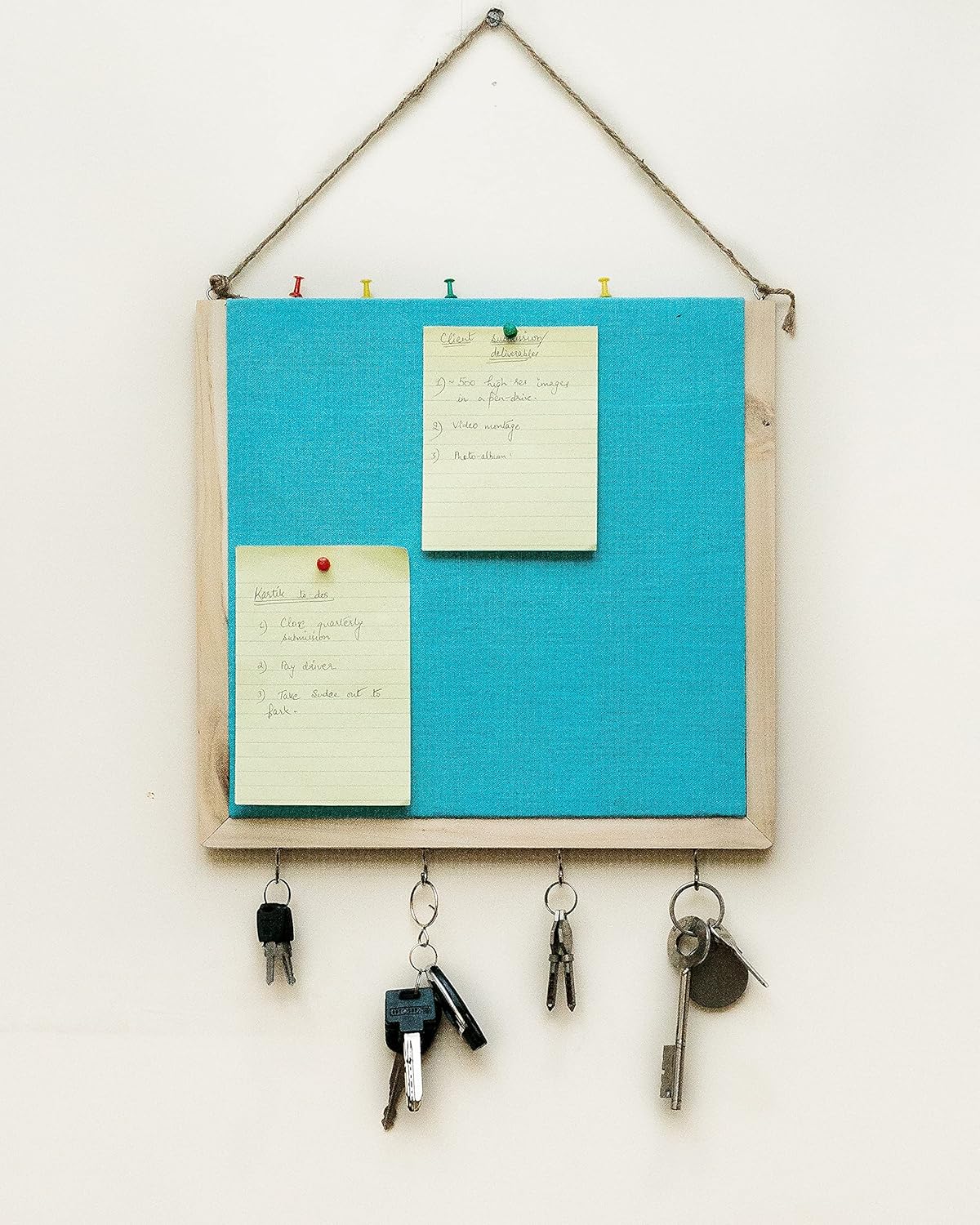 IVEI Wooden Pinboard with Keyhooks - Blue, Brown