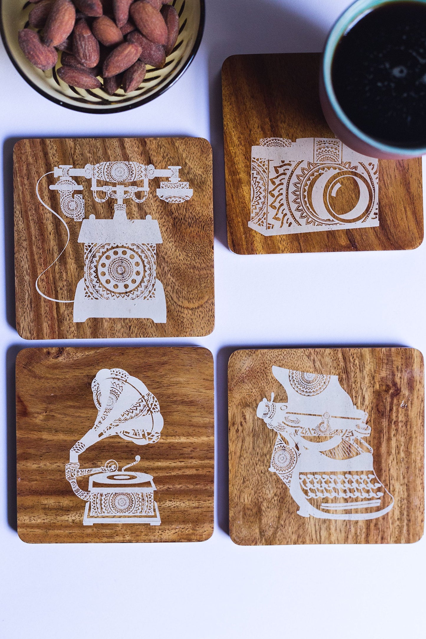 IVEI Mandala Project Reversible Teak Wood Coasters - Two Sided Coasters - Wooden - Retro Designs Set of 4