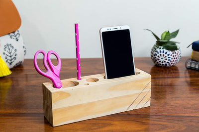 IVEI Sleek Pine Wood Rectangular Pen Stand � Pen/Pencil Holder - Minimalistic Office Desk Organizer - Wooden Stationery Holder for Office and Study Table - Smart and Unique Budget Gifts